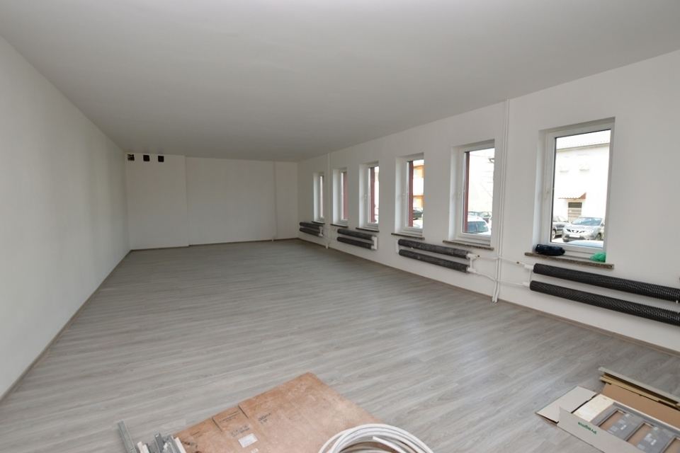 Pomieszczenia biuro + OpenSpace 77m2 30zł/m2